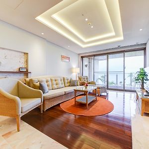 One-Bedroom Suite Non-Smoking Ground Floor